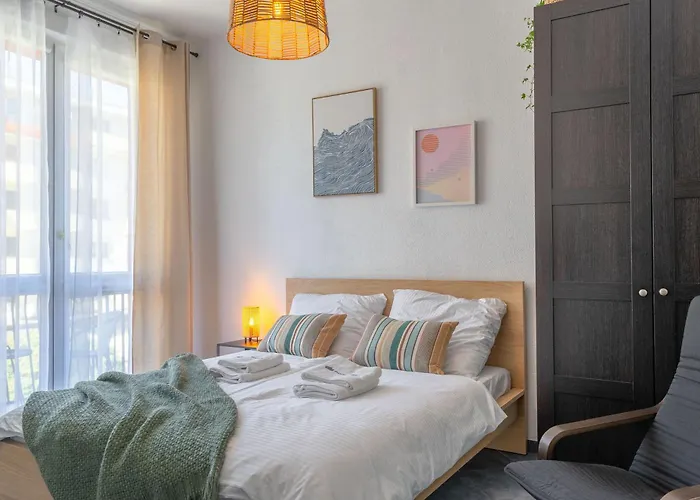 Swidnicka 8b Market View Balcony - Properunit アパート ヴロツワフ